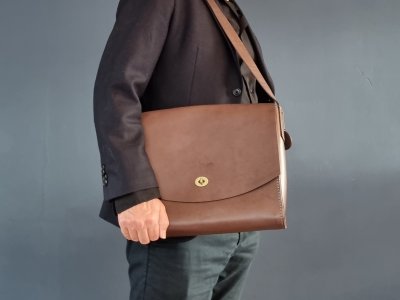 galerie/001 Taschen/005 Frank/resized/T0053 (2021-08-12) 10_small.jpg